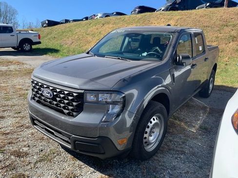 New 2025 Ford Maverick XL image 10