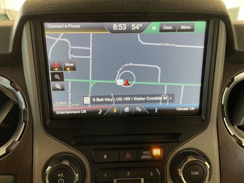 Used 2016 Ford F250 Lariat w/ Chrome Package image 29