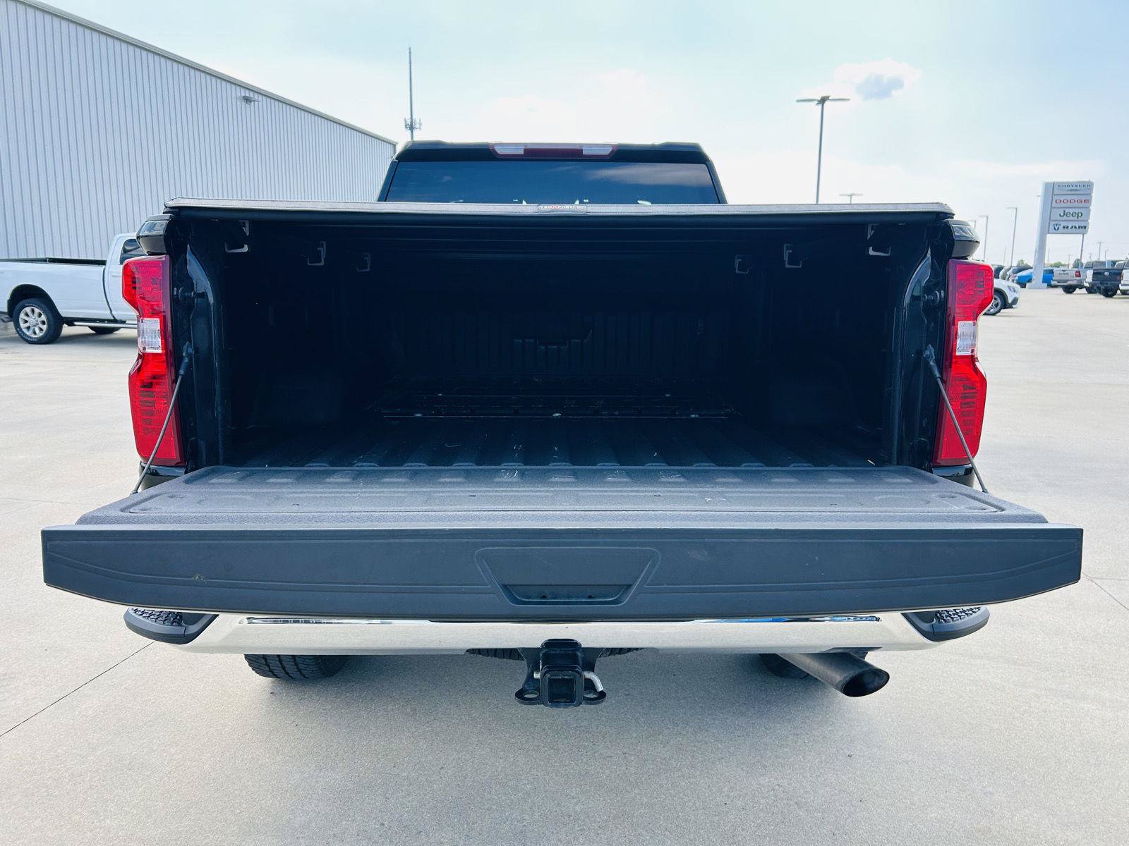 Used 2024 Chevrolet Silverado 2500 LT AWD/4WD image 25