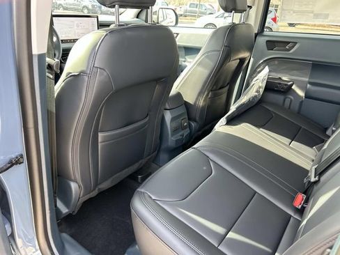 New 2026 Ford Maverick Lariat w/ Black Appearance Package AWD/4WD image 18