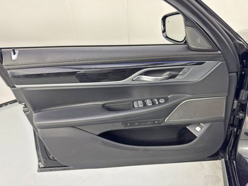 Used 2020 BMW 750i xDrive 750i xDrive w/ Executive Package image 46