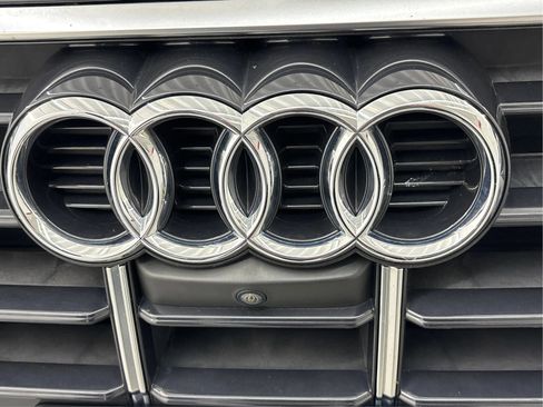 Used 2021 Audi Q5 2.0T Premium Plus w/ Premium Plus Package AWD/4WD image 34