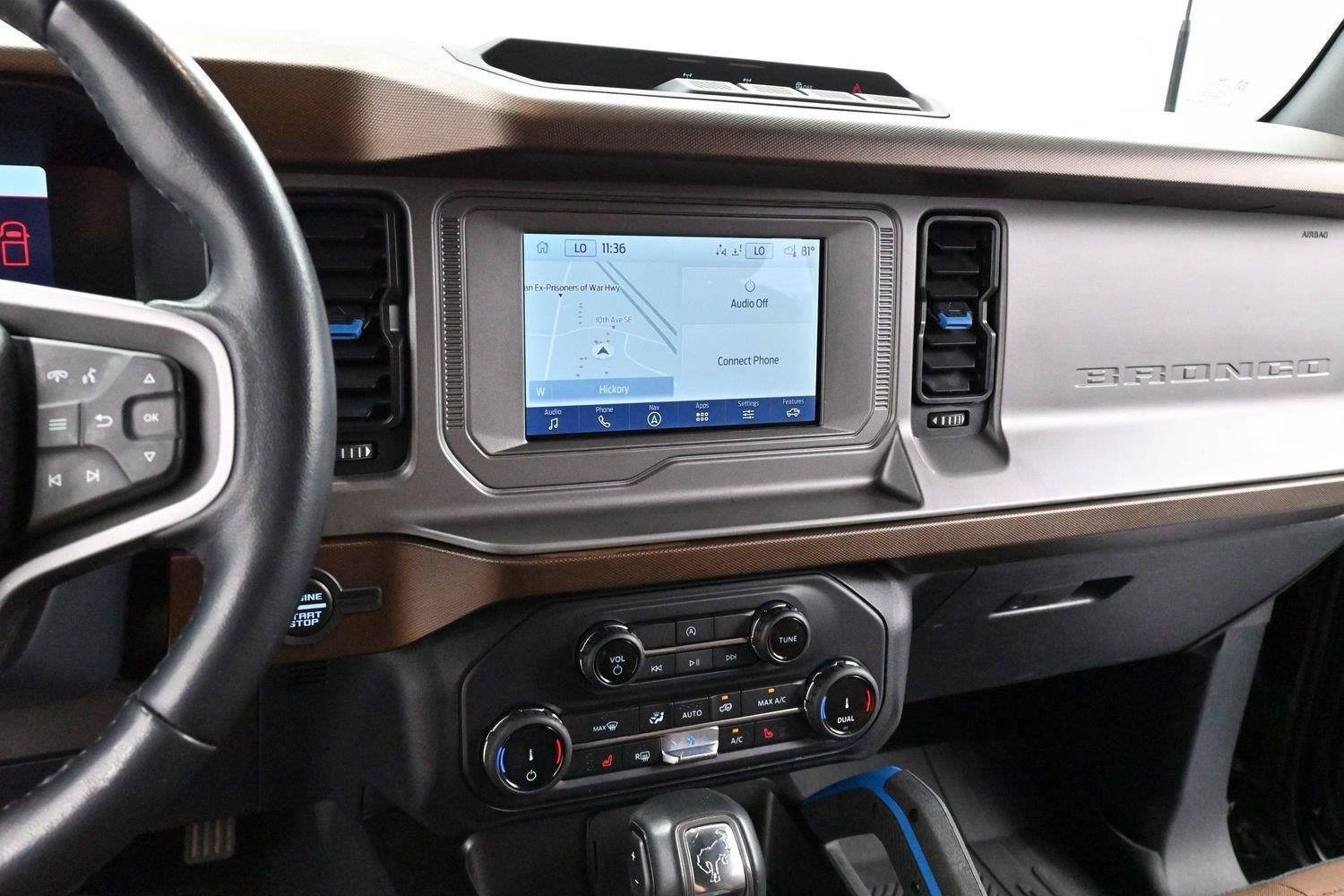 Used 2022 Ford Bronco Outer Banks AWD/4WD image 17