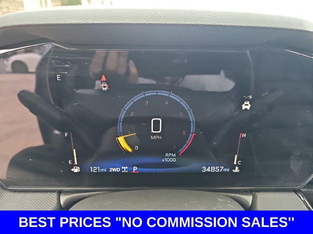 Used 2024 Chevrolet TrailBlazer RS w/ Convenience Package AWD/4WD image 19