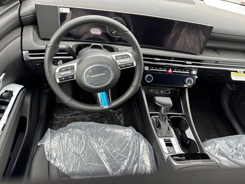 New 2025 Hyundai Santa Cruz XRT image 9