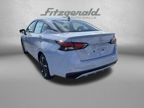 New 2025 Nissan Versa SR w/ Trunk Package image 5