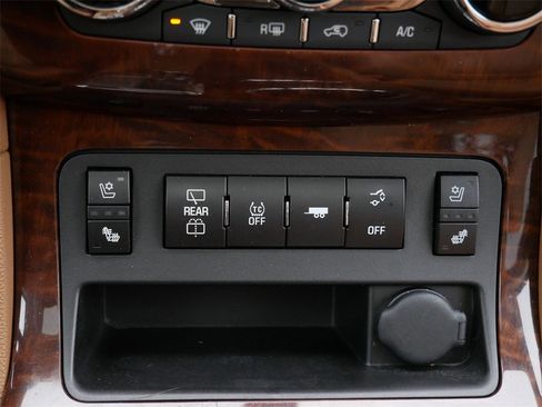 Used 2014 Buick Enclave Premium w/ Trailering Provision Package image 23