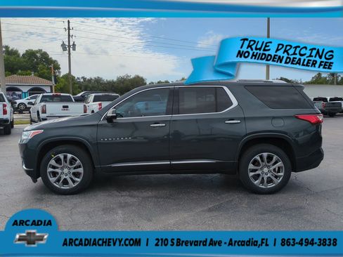 Used 2018 Chevrolet Traverse Premier FWD image 7