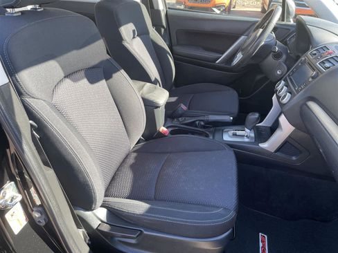 Used 2018 Subaru Forester 2.5i w/ Alloy Wheel Package image 17