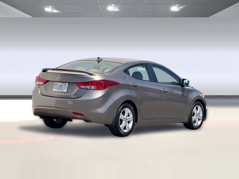 Used 2013 Hyundai Elantra GLS w/ Preferred Pkg FWD image 8