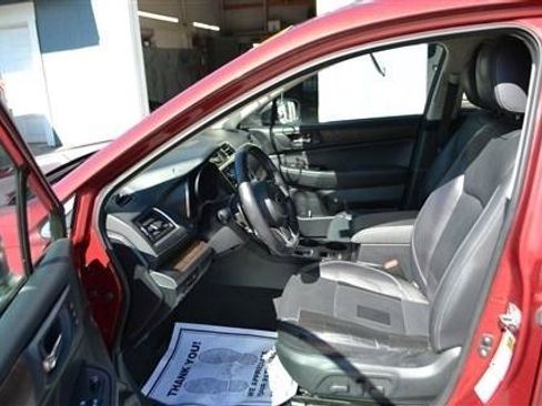 Used 2018 Subaru Outback 2.5i Limited AWD/4WD image 11