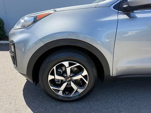 Used 2021 Kia Sportage LX AWD/4WD image 12