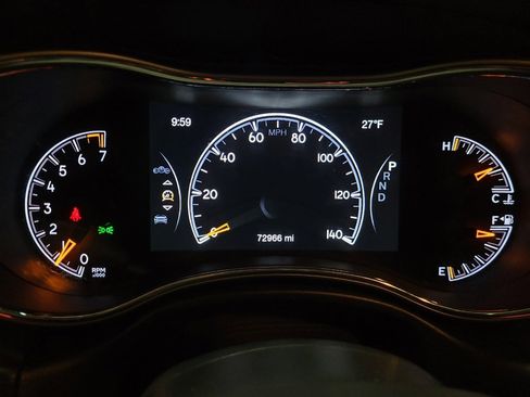 Used 2020 Jeep Grand Cherokee Laredo image 23