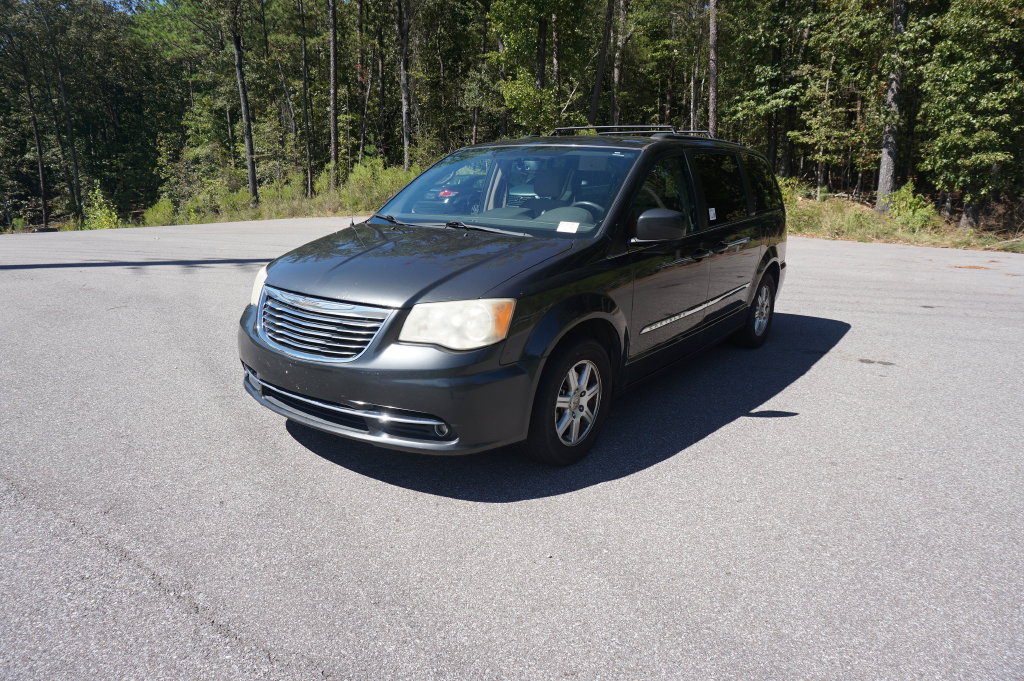 Used 2012 Chrysler Town & Country Touring w/ Entertainment Group #1 FWD image 23