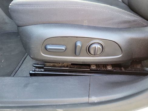 Used 2024 Chevrolet Malibu LT image 20