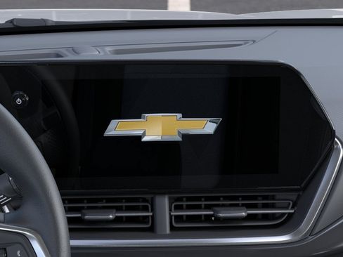 New 2026 Chevrolet Trax ACTIV w/ Driver Confidence Package FWD image 21