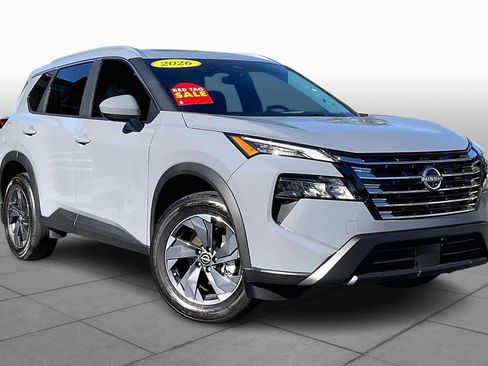 Used 2026 Nissan Rogue SV w/ SV Premium Package image 3