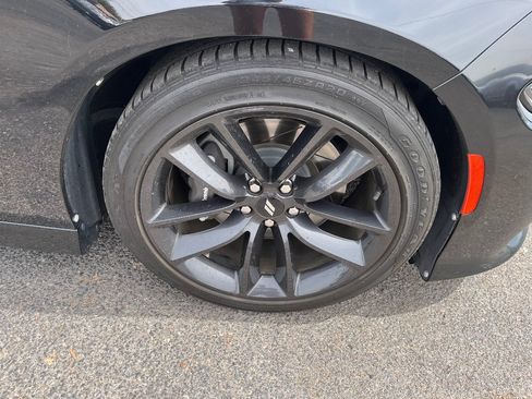 Used 2019 Dodge Charger GT w/ Performance Handling Group RWD image 19
