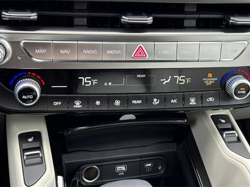 New 2025 Kia Telluride S image 26