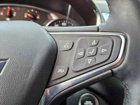 Used 2024 Chevrolet Equinox LT image 12