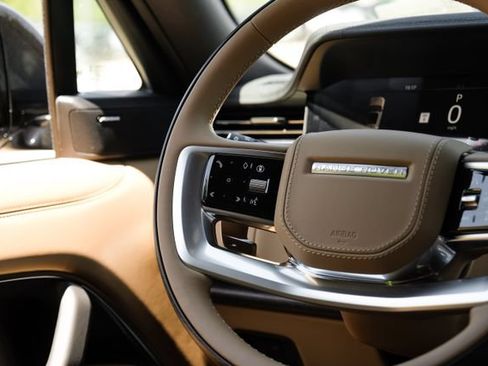 New 2026 Land Rover Range Rover SE AWD/4WD image 19