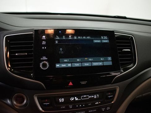 Used 2020 Honda Pilot EX image 14