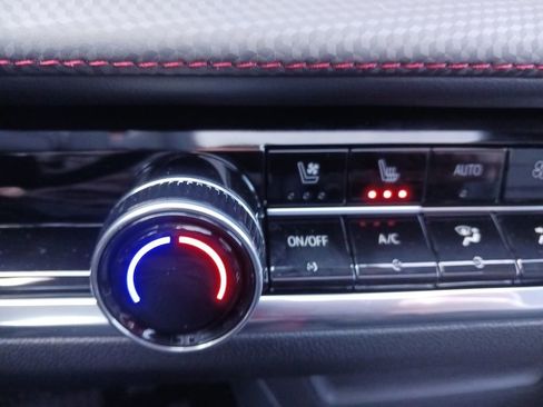 New 2026 Chevrolet Equinox RS w/ Convenience Package III image 25