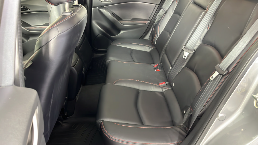 Used 2014 MAZDA MAZDA3 i Grand Touring FWD image 17