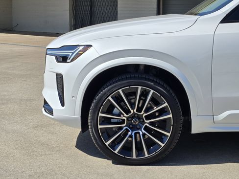 New 2026 Volvo XC90 B6 Ultra image 11