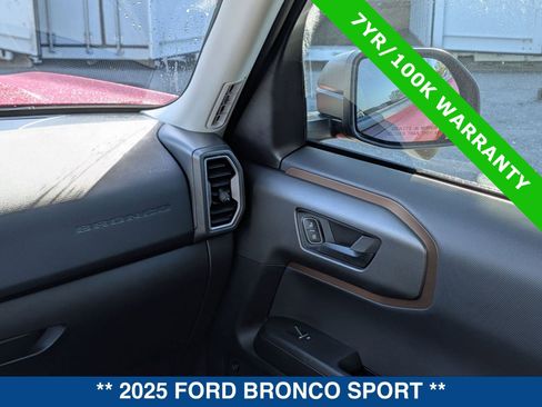 Used 2025 Ford Bronco Sport Outer Banks w/ Outer Banks Tech Package+ image 17