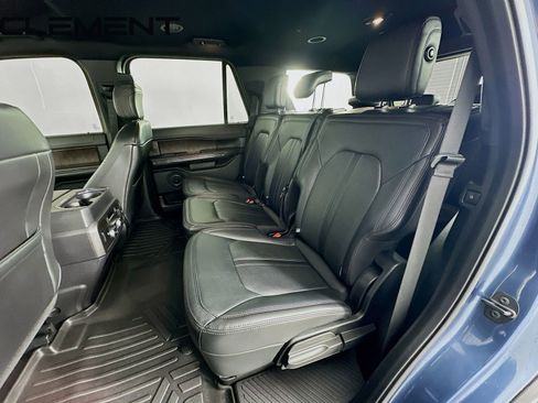 Used 2018 Ford Expedition Limited w/ Driver Assistance Package AWD/4WD image 33