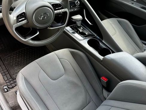 Used 2023 Hyundai Elantra SEL w/ Convenience Package image 13