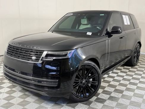 Used 2024 Land Rover Range Rover SE AWD/4WD image 1