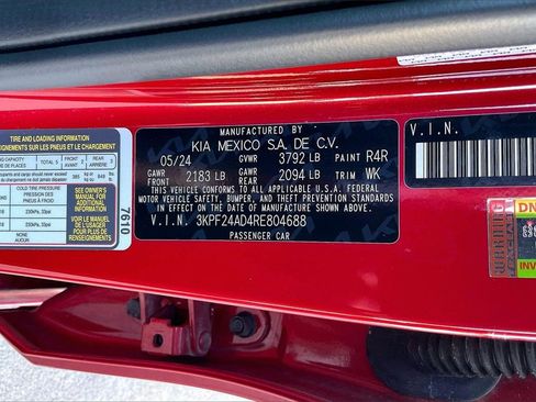 Certified 2024 Kia Forte LXS w/ LXS Technology Package image 33