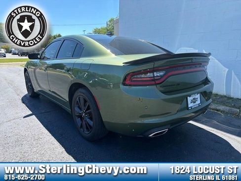 Used 2021 Dodge Charger SXT AWD/4WD image 3