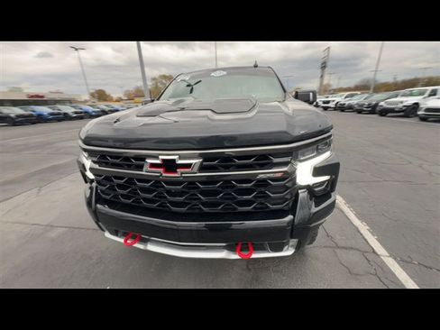 Certified 2023 Chevrolet Silverado 1500 ZR2 w/ Technology Package image 3