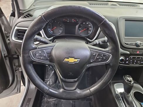 Used 2018 Chevrolet Equinox LT FWD image 27