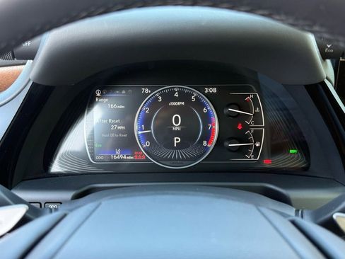 Certified 2025 Lexus ES 350 w/ Premium Package image 28