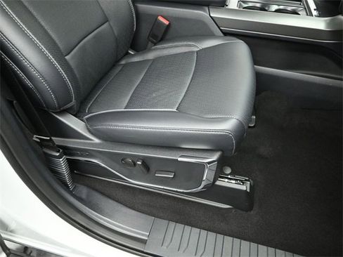 Used 2024 Ford F150 Lariat image 34