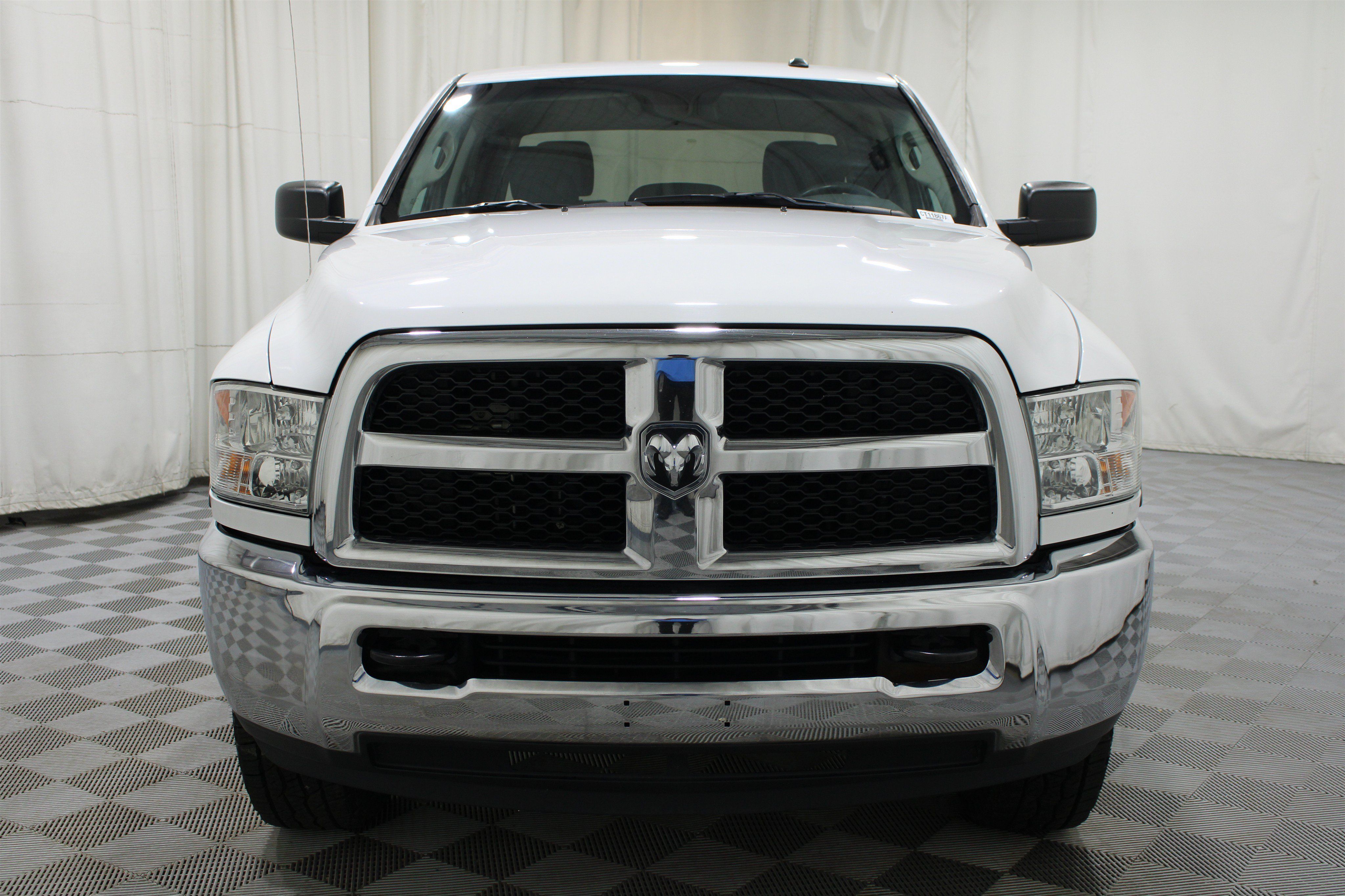Used 2018 RAM 2500 Tradesman w/ Chrome Appearance Group AWD/4WD image 32