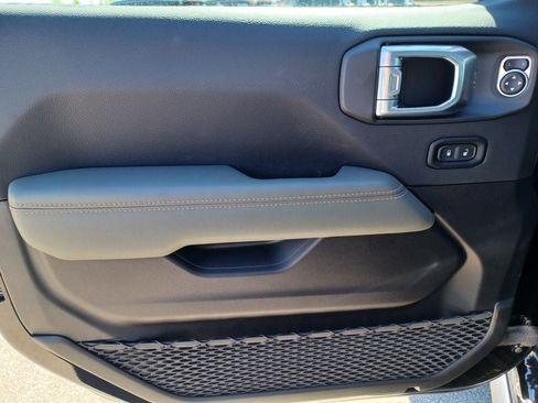 New 2026 Jeep Gladiator Mojave AWD/4WD image 11