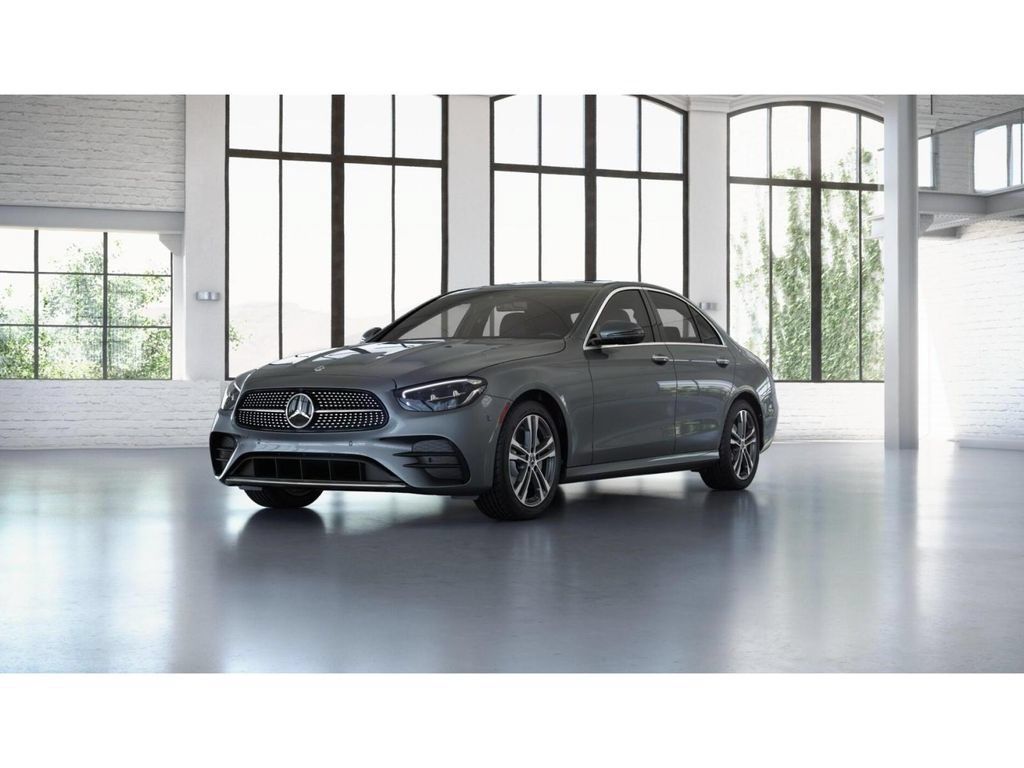 Used 2023 Mercedes-Benz E 350 4MATIC Sedan image 41