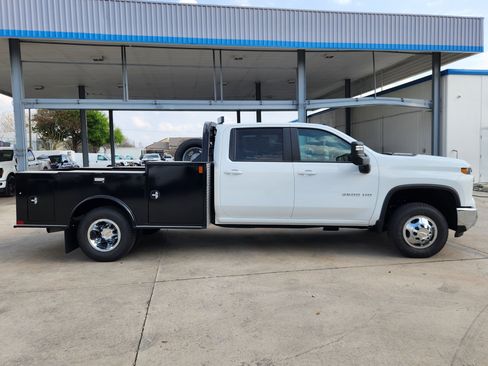 New 2026 Chevrolet Silverado 3500 LT w/ Convenience Package image 8