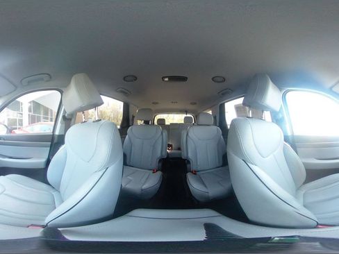 Used 2025 Hyundai Palisade SEL FWD image 45