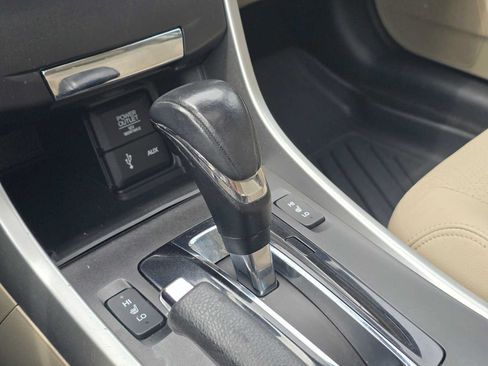 Used 2015 Honda Accord EX-L image 29