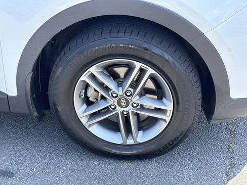 Used 2017 Hyundai Santa Fe Sport FWD image 7