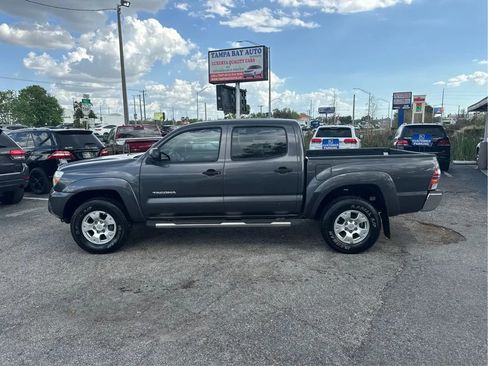 Used 2012 Toyota Tacoma 4x4 Double Cab w/ SR5 Pkg image 8