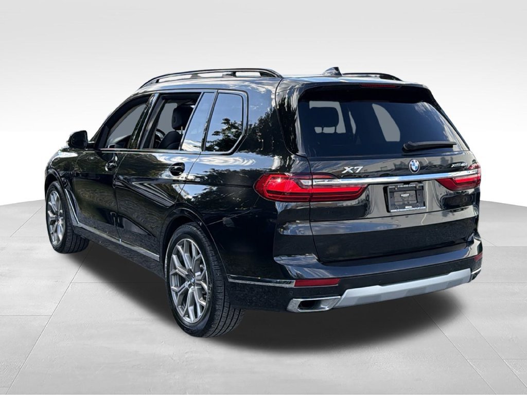 Used 2022 BMW X7 xDrive40i w/ Premium Package AWD/4WD image 5