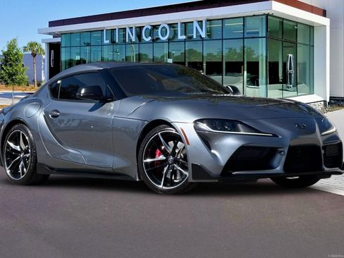 Used 2021 Toyota Supra Premium w/ Driver Assist Package RWD image 2