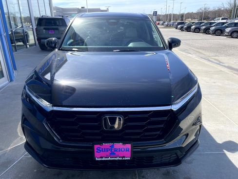 Used 2023 Honda CR-V EX-L image 5